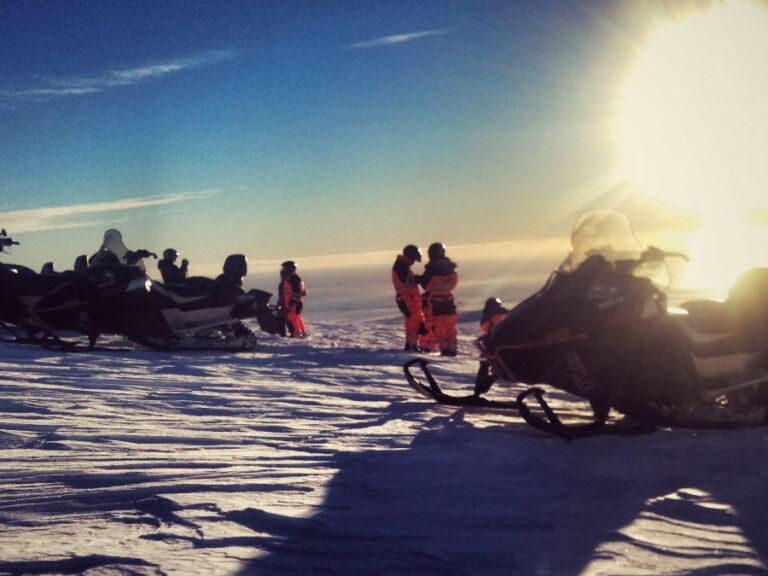 South Coast And Glacier Ride: This is the perfect tour for those seeking a bit extra thrill while ticking off some of Iceland’s must-sees. The tour offers a fun, scenic and comfortably challenging snowmobiling ride. It is a great way to explore and experience the wilderness and get in touch with the glacier.