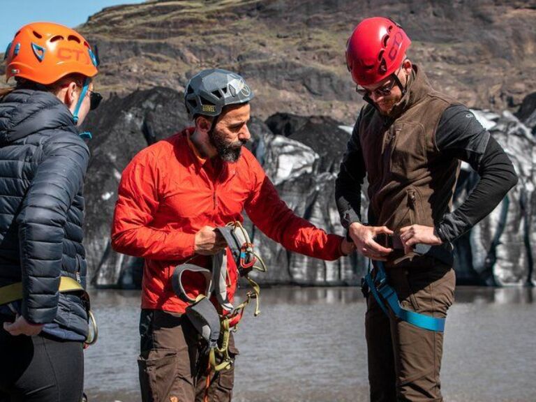 South Coast Tour And Glacier Hike | Semi Private Tour (max. 3 prs) - This tour is an excellent choice for seeing the most picturesque parts of Iceland. It is an ideal package for nature-lovers who want to combine high comfort with adventure.
