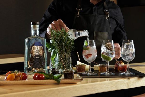 Gin tasting experience in Athens