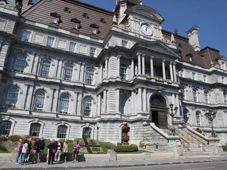 Private Old Montreal Walking Tour.