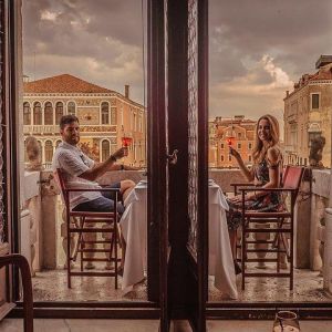 Gondola and Dinner in a Venetian Palace.