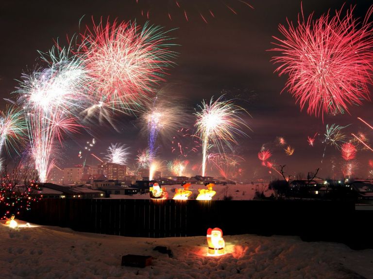 Fireworks on New Year's Eve. New Year's Eve in Iceland is celebrated on the last day of the year (December 31) from 18:00 all through the night and into the early hours of the morning of January 1.
