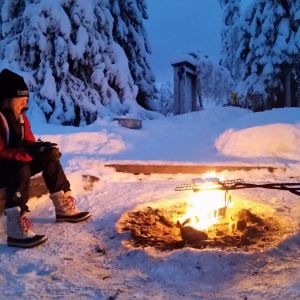 Sunrise or sunset tour with snowshoes in Riisitunturi National Park.