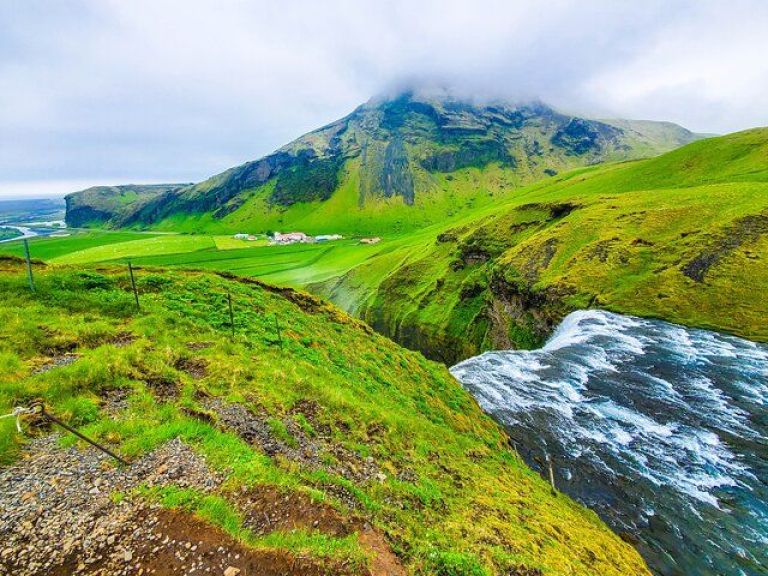 Private south coast tour with a personal guide: This private South Coast Tour takes you on an amazing adventure. If there would be 1 tour to show you the true beauty of Icelandic nature – it would be this one. We will make it a day to remember.