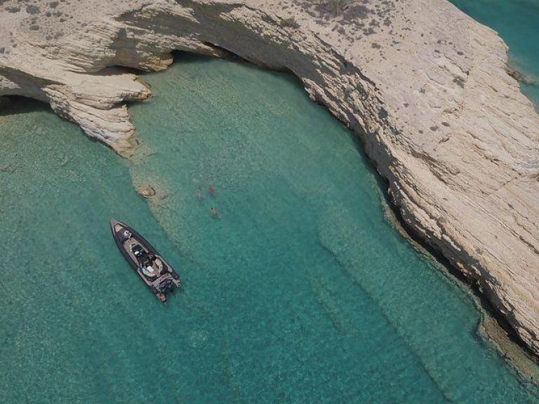Private Cruise from Mykonos to Rhenia via Delos.