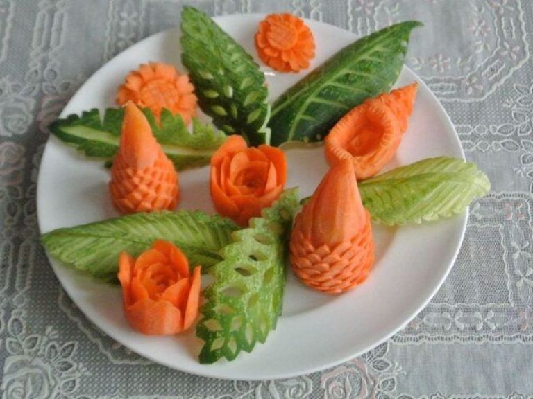 Full Day Professional Thai Fruit and Vegetable Carving Class.