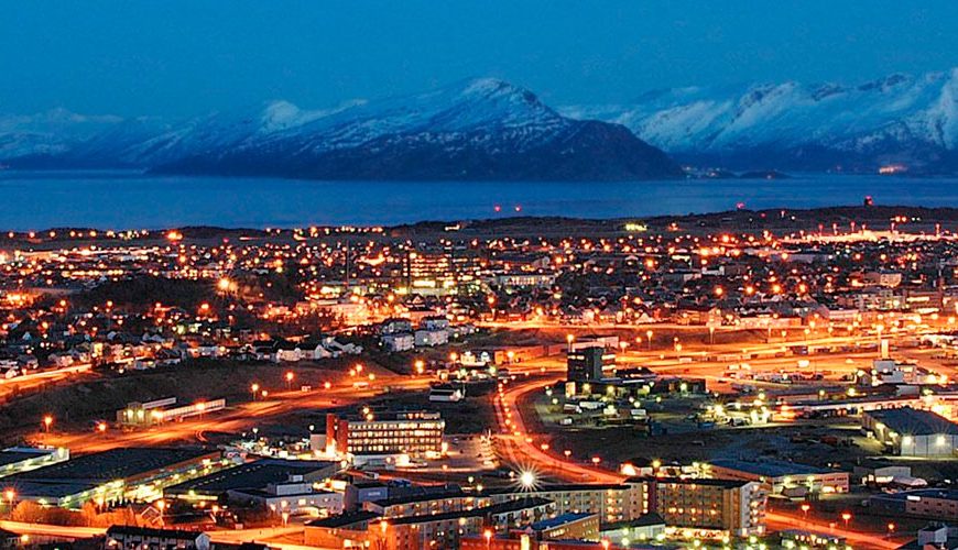 Bodø, a captivating Norwegian city located just above the Arctic Circle, is a gateway to the wonders of the north. It is a haven for outdoor enthusiasts, offering a unique blend of natural beauty, cultural richness, and adrenaline-fuelled adventures.