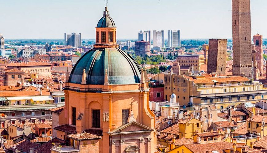 Bologna, a beautiful and thrilling city nestled in the heart of Emilia Romagna, Italy, showcases an impressive amount of history with every block and corner you come across. Bologna is historically layered and each building intersection creates a historical maze that dates back to medieval times and was then perfected by a Renaissance touch.