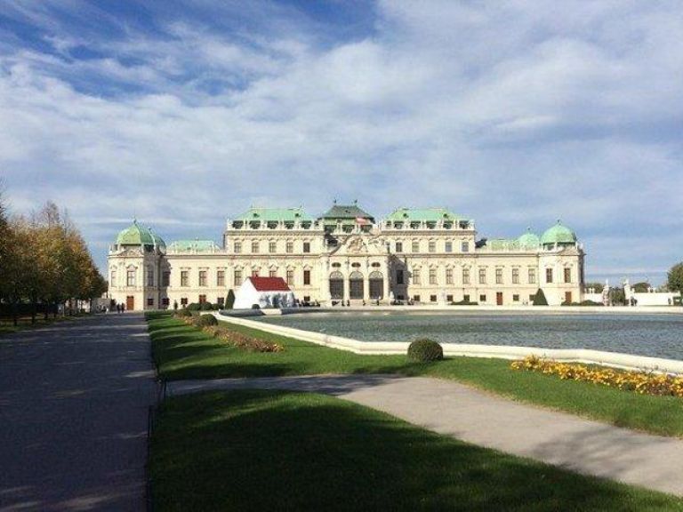 Private Tour of the Belvedere Palace with an Art Historian: "Pictures of Austrian Identities".