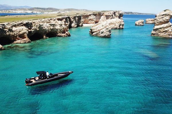 Private Cruise from Mykonos to Rhenia via Delos