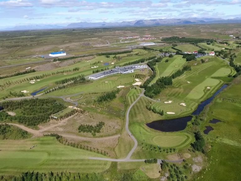 Borgarfjörður and Golf tour: Your adventure begins bright and early when we collect you from your Reykjavik pick up location.. From there we will make the scenic journey to Deildartunguhver, Europe’s most powerful hot spring.