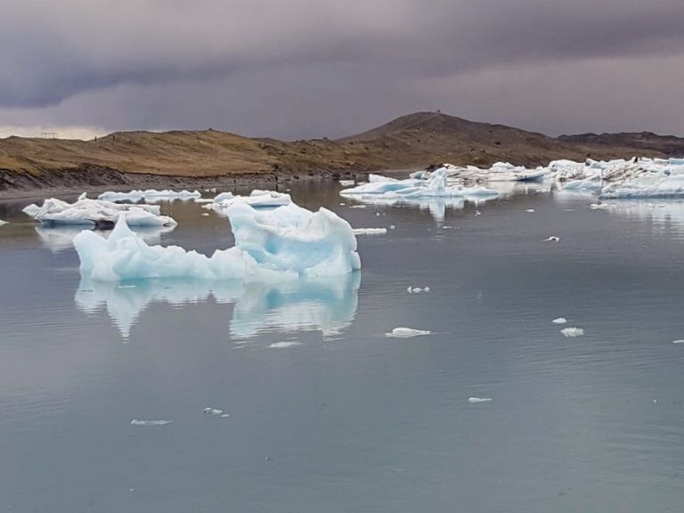 Glacier Lagoon Private Tour: Jökulsárlón glacier lagoon is one of the most iconic and beautiful places in Iceland and can not be missed, this private tour is the best way to experience the south coast with the glacier lagoon on top.