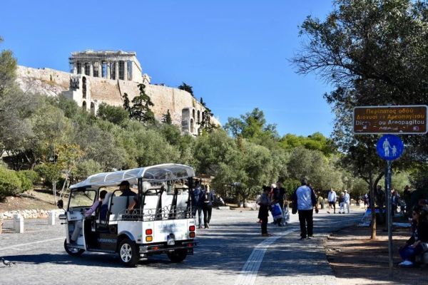 Private full day tour from Piraeus Cruises to Athens City