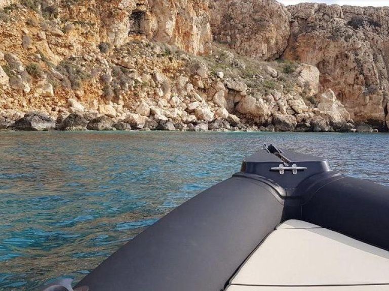 Private Day Tour to secret destinations from Chania - Max 6 travelers.