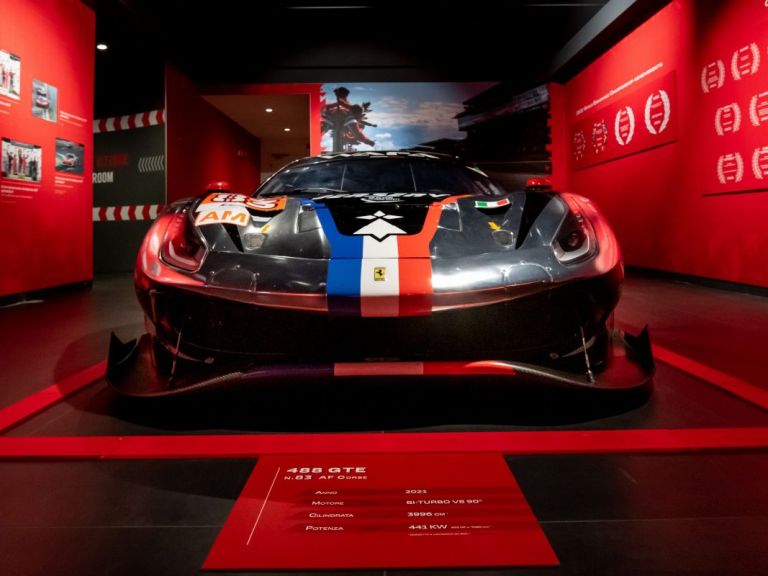 Maranello: Panoramic Shuttle Tour Inside Fiorano track + entrance ticket to Ferrari Museum.