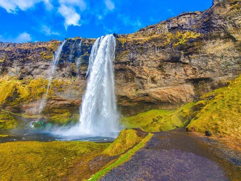 Private south coast tour with a personal guide: This private South Coast Tour takes you on an amazing adventure. If there would be 1 tour to show you the true beauty of Icelandic nature – it would be this one. We will make it a day to remember.