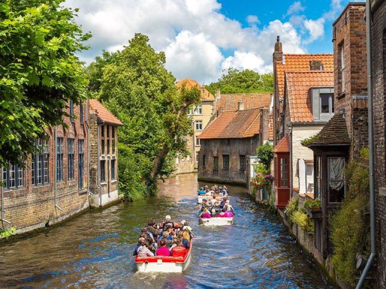 Private Tour - Bruges, our fairytale city.