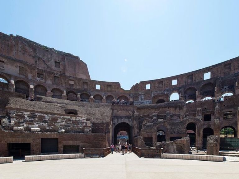 Kids Private Tour of Colosseum with Gladiator entrance and Ancient Rome.
