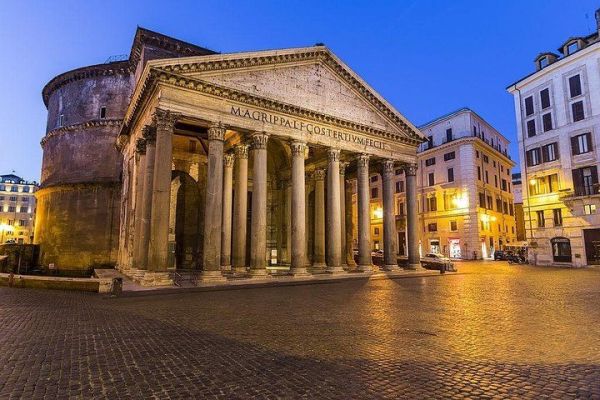 Welcome to Rome – Walking Tour in a Small Group with Gelato-Tasting