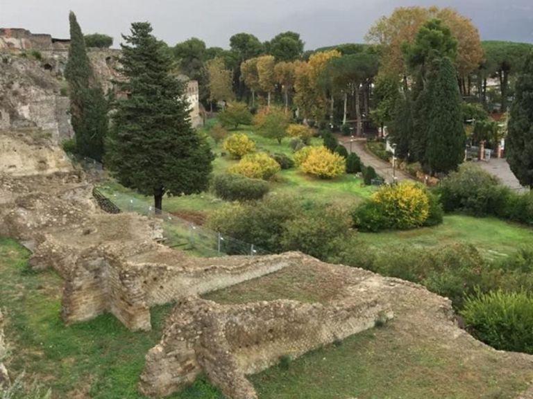 Amalfi Coast & Pompeii [SHARED GROUP TOUR].