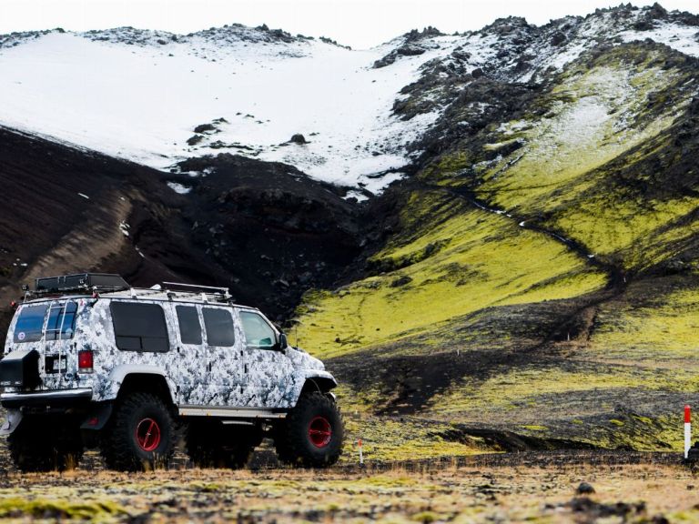 Super Jeep Þórsmörk Day Tour: Firstly we will visit Seljalandsfoss waterfall, one of the most iconic spots on the Icelandic south coast. Here you will have a chance to walk behind the water curtain and admire the cascade from every angle. Next our guide will take you to the commonly overseen Gljufrabui waterfall. This smaller but spectacular waterfall is concealed by a cliff rock making it a literal hidden gem of the south coast.