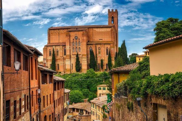 Tuscany Private Full Day from Florence: Siena, San Gimignano&Chianti Wine Tasting