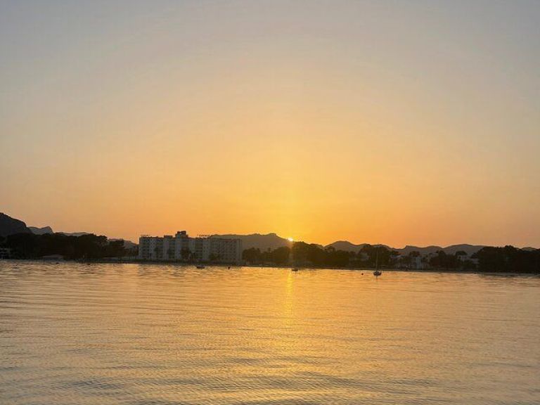 Premier Cruises 3hr Sunset Boat Trip, Drinks SUP, Snorkel - Port d'Alcudia.