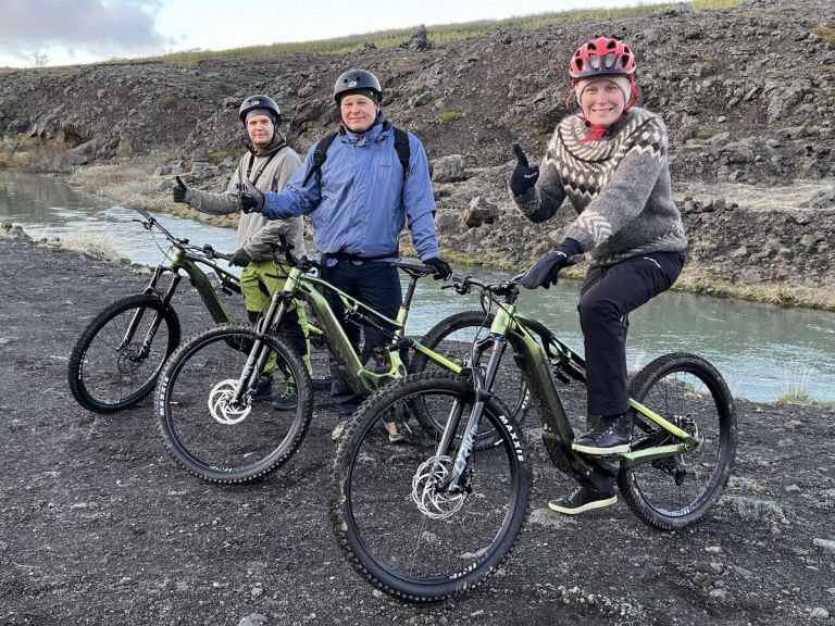 E-bike tour Ullarfoss.