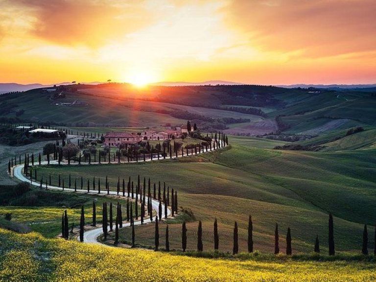 Best of Tuscany Countryside including Wine Tasting - Private Day Trip from Rome.