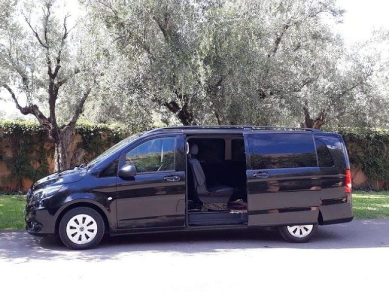 Transfer from Marrakech to Imlil: Airport Transfer to Imlil - Taxi to Imlil.
