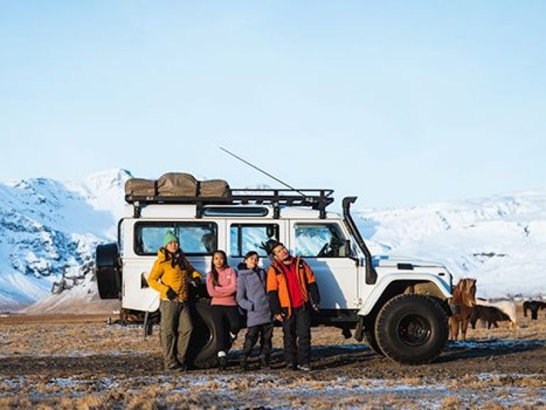 South Coast Private Defender Tour: When it comes to variety, the beauty of Iceland is simply unbeatable. Let the South Coast be the best proof – had you imagined we’d take you to the beach? Endless black sand, otherworldly waterfalls and an unforgettable drive along the most popular volcano Eyjafjallajökull…