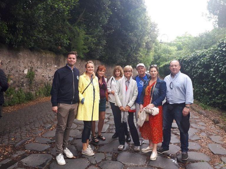 Hidden Gems & Rome Catacomb Tour Small Group 8 People Max.