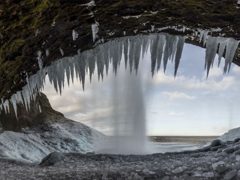 3 Day Winter Minibus Tour: Join us on an unforgettable three-day excursion along the Icelandic south coast to the breathtaking glacier lagoon, Jökulsárlón, where seals are swimming between the icebergs and the white of the ice mixes up with the blue of the sky. Your eyes will also meet with powerful waterfalls, volcanic sand beaches and the biggest glacier in Europe, Vatnajökull, where you will have the chance to explore while hiking.