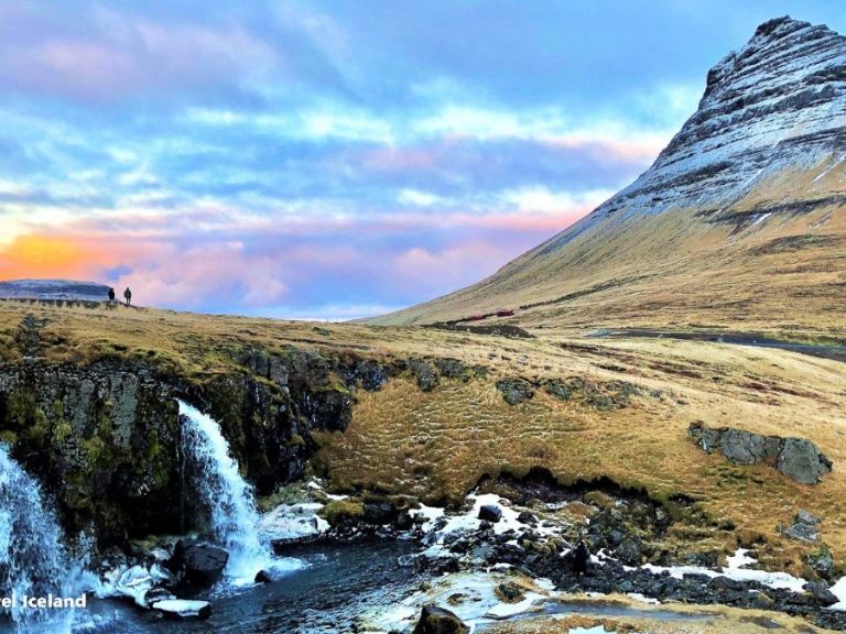 Snæfellsnes Peninsula Small Group Tour: The Snæfellsnes peninsula is an area that is incredibly rich in its natural sights, its culture as well as its history.