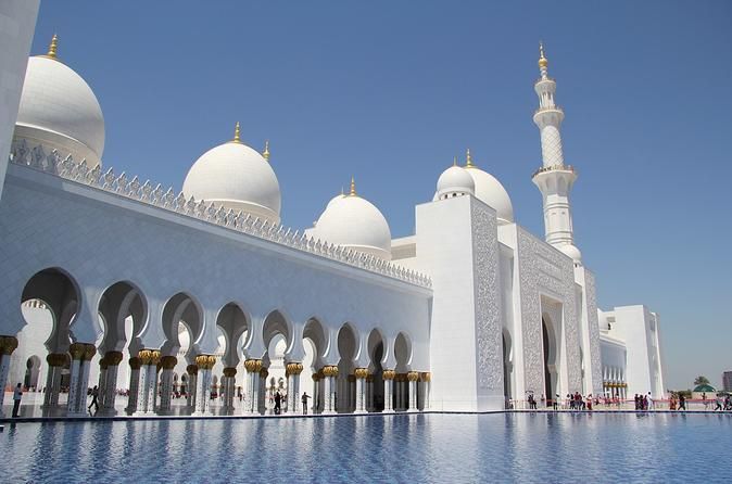 Abu Dhabi Tour With Sheikh Zayed Mosque & Ferrari World from Abu Dhabi.