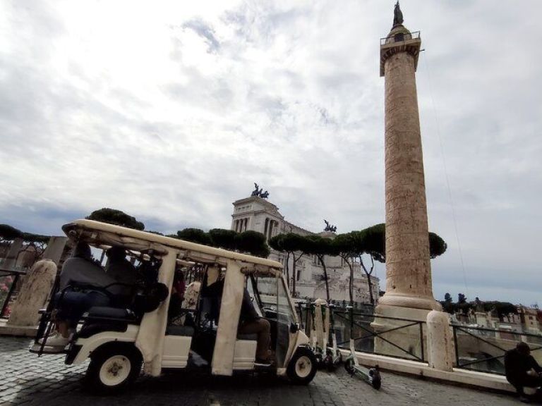 Explore Rome via Golf Car Private Tour.