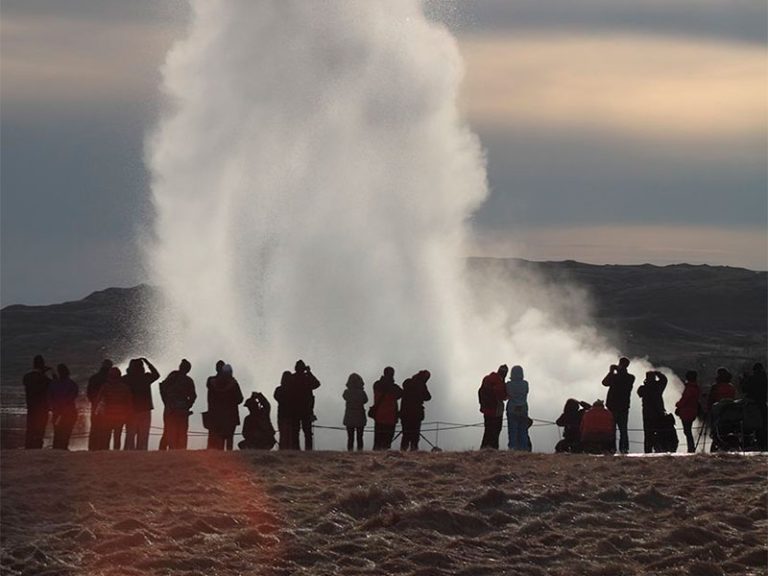 Kjölur & Golden Circle: A unique experience of awesome and untouched wilderness, along one of the most popular roads to the heart of the Highlands with rocky deserts, craggy mountain peaks, glaciers, volcanoes, hidden valleys, hot springs & the famous national park.