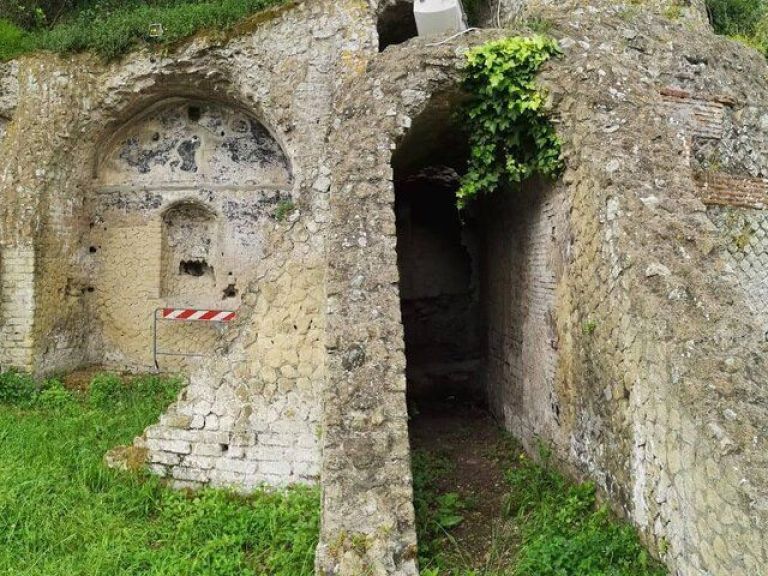 Roman Baths of Agnano Guided Tour.