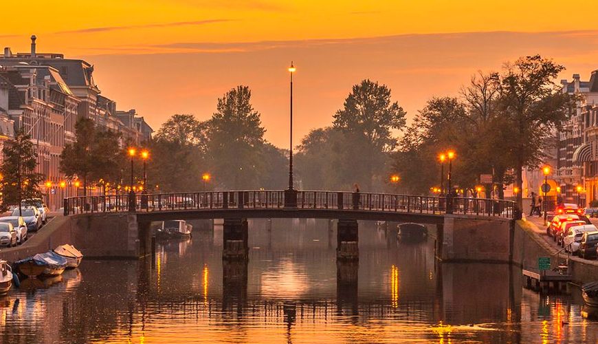 Attractions-in-Haarlem. Haarlem is a charming city located in the Netherlands, just a short train ride away from Amsterdam. The city has a rich history and is known for its stunning architecture, picturesque canals, and vibrant cultural scene.