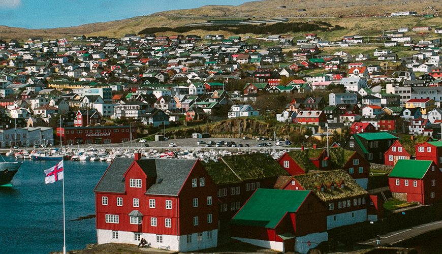 Attractions-in-Tórshavn: Begin your adventure in Tórshavn, the vibrant heart of the Faroe Islands, beautifully perched at the edge of the North Atlantic Ocean. This city is brimming with ancient history, colourful buildings, delectable cuisine, and friendly locals, making it a must-visit for any traveller.