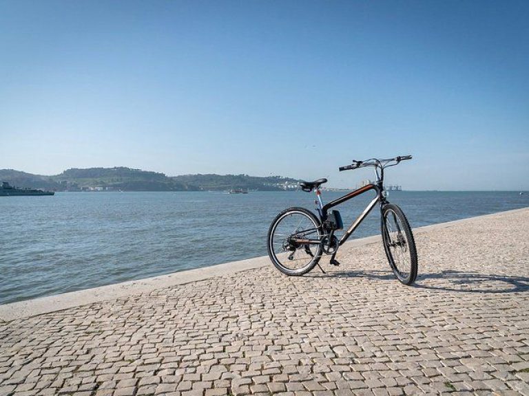 Lisbon Discoveries E-Bike Tour - Kick off on a comfortable journey through the Age of Discovery by exploring the historic...