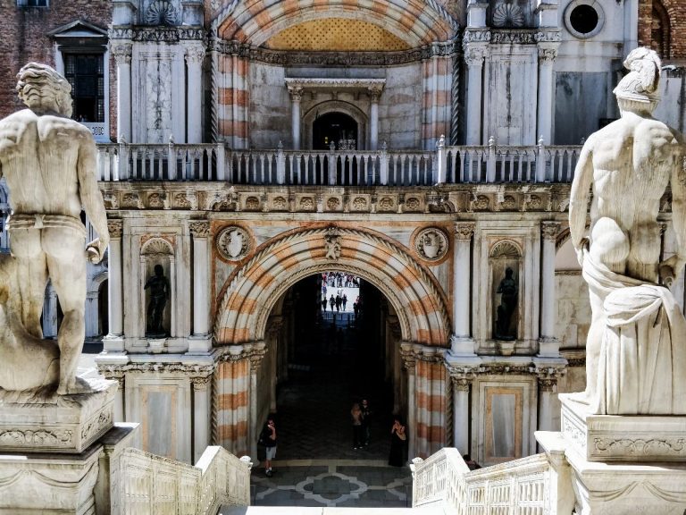 Doge's Palace and Basilica - This fascinating tour start with a visit of Doge’s Palace, where Venice’s history, politics...