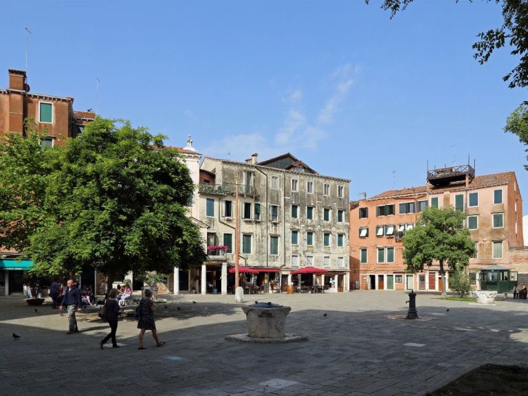 Cannaregio and the Jewish Ghetto - This tour includes some monuments, palaces and churches in one of the ancient but...