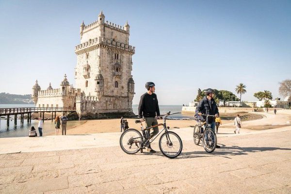 Lisbon Discoveries E-Bike Tour
