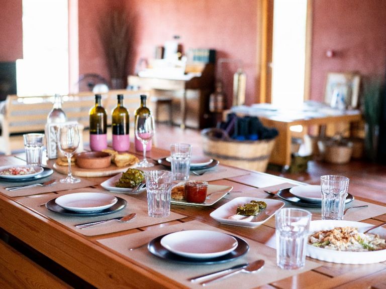Farm to Table Dinner  - Reserve your dinner and our farm chef will prepare for you an organic, vegetarian, regional and zero km meal.