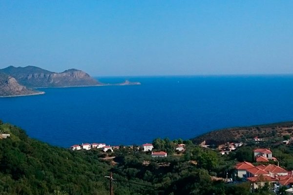 Attractions-in-Laconia Laconia is a region located in the southern part of the Peloponnese peninsula in Greece. This area is known for its rich history, stunning natural beauty, and cultural traditions.