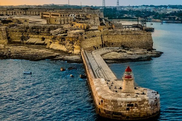 Welcome to Malta, a fascinating blend of history, culture, and stunning landscapes. Nestled between the shores of Sicily and the coast of North Africa, Malta offers an unforgettable journey for every traveller. It's a destination where sun-drenched beaches meet ancient ruins, and buzzing city life collides with quiet countryside.