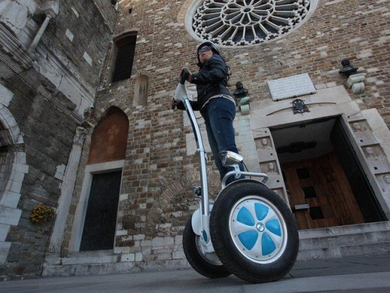 Riverside Segway Tour - Wanna do more? Go hardcore and follow the Tagus river on a 2.5-hour tour highlighting the river’s...