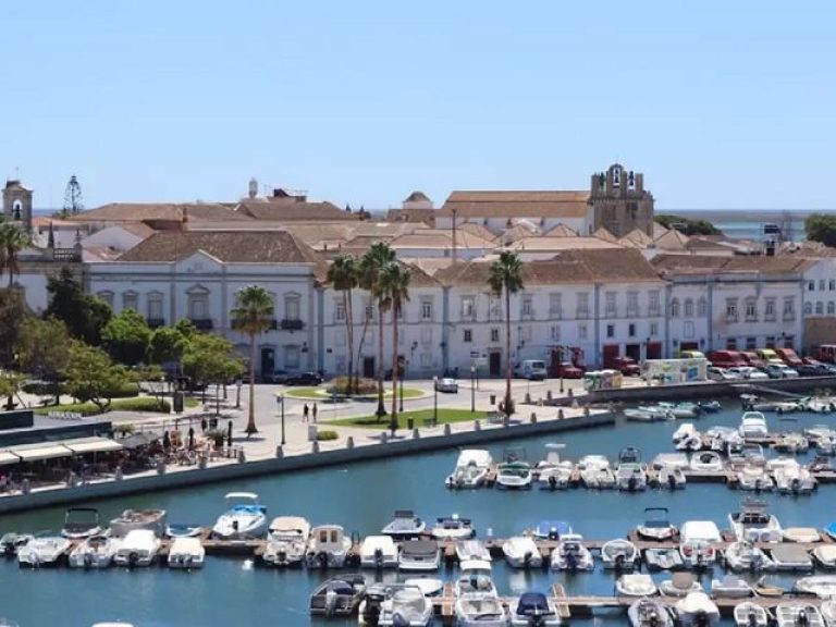 Full-Day Tour Eastern Algarve Finest - Experience a full-day trip around the east in the Algarve. Start to visit the city...