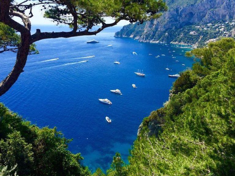 Sorrento coast and Capri boat tour - Meet your driver at 8:45am and transfer by minivan/minibus at the port of Piano di...